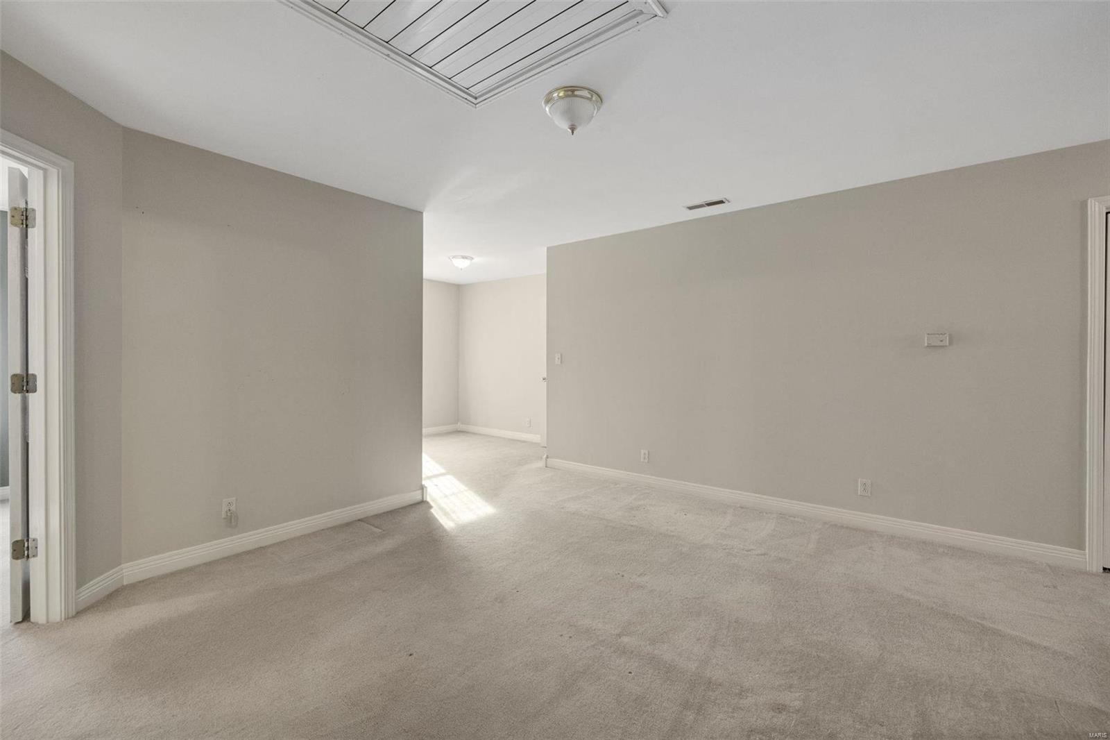 1736 Debra Lane Property Photo 29