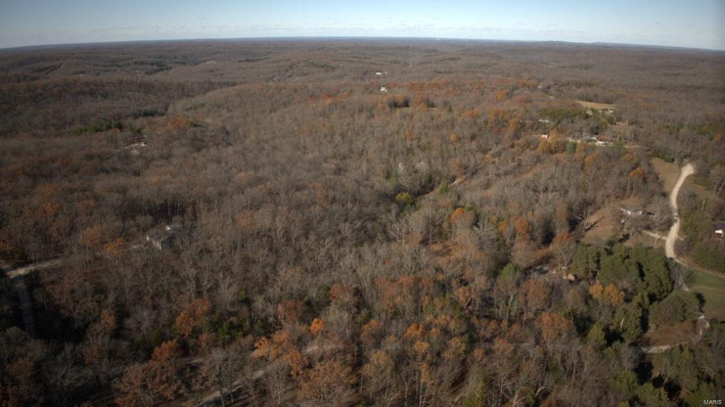 1015 King Arthur Court Property Photo 3