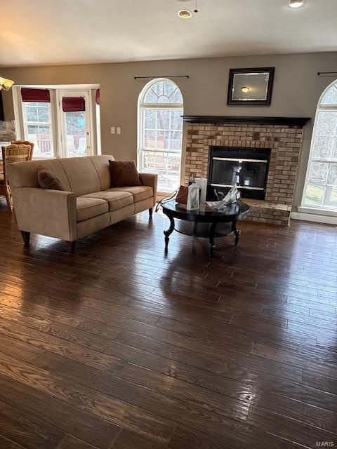 731 S Friedberg Drive Property Photo 4