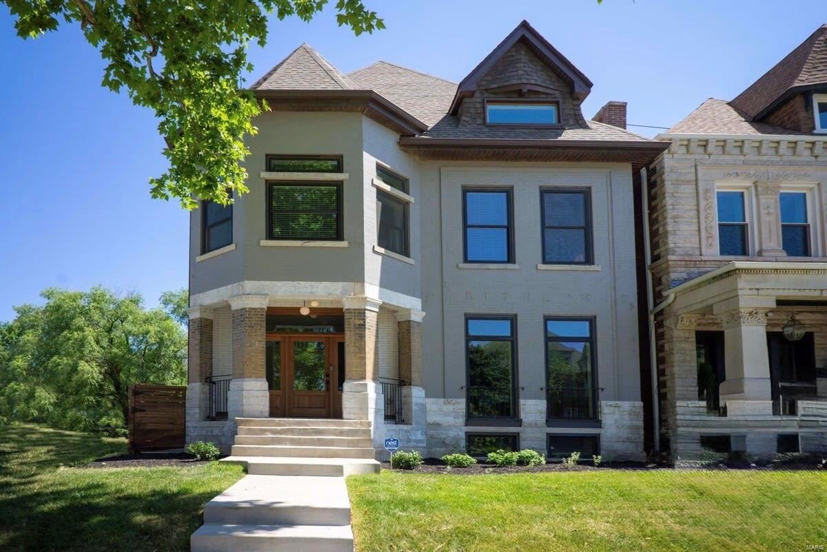 4477 Washington Boulevard Property Photo