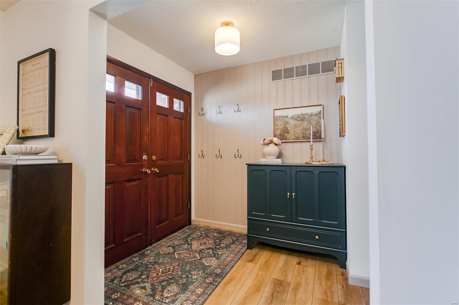 5809 Runnymede Place Property Photo 3
