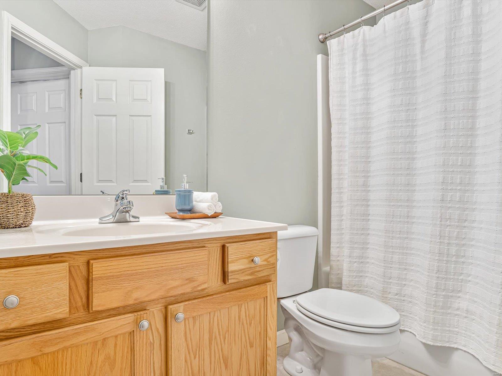 262 Meyer Avenue Property Photo 19