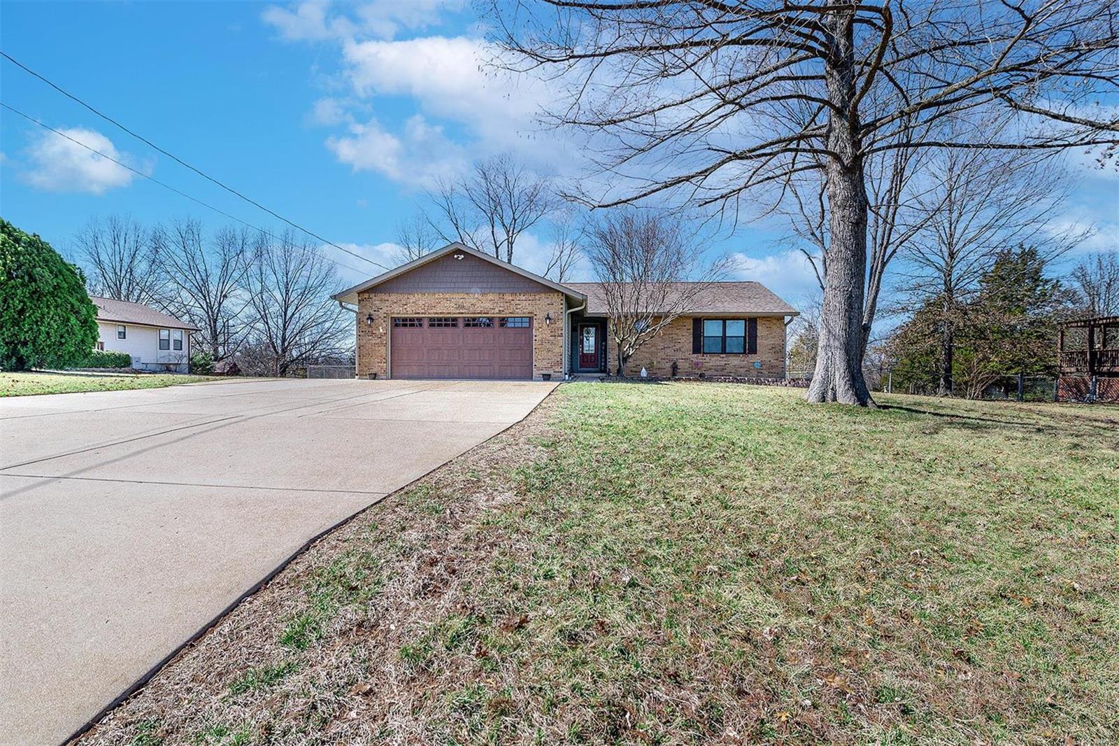 7303 Sennawood Drive Property Photo 2
