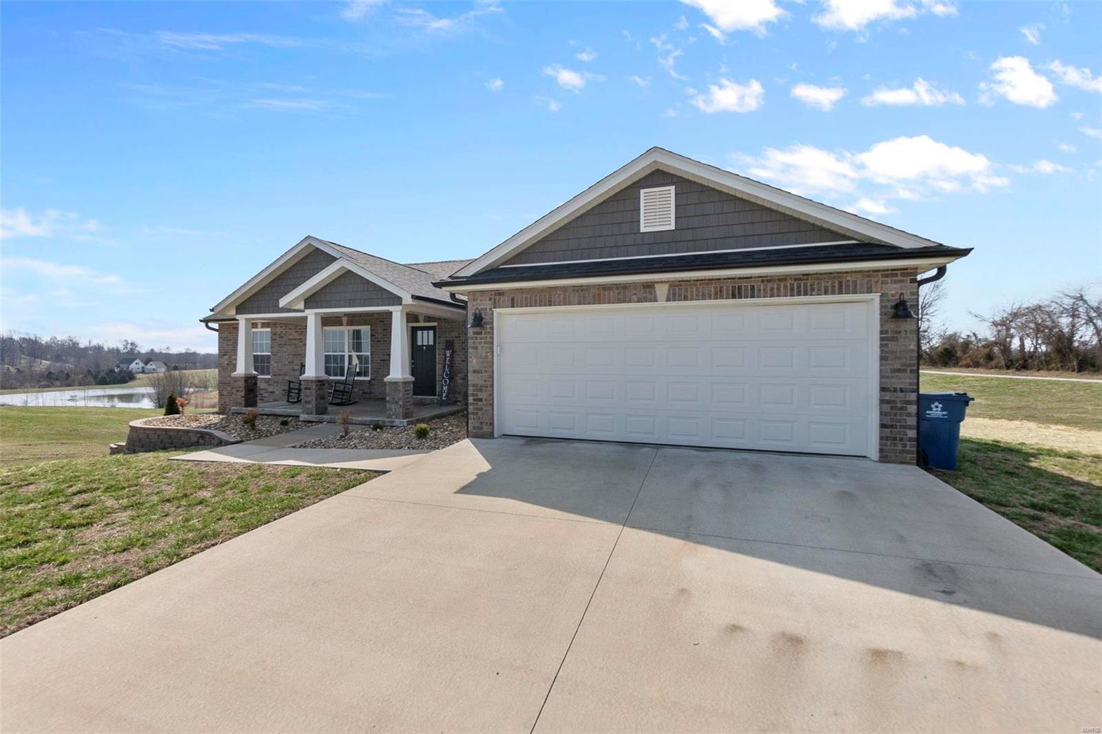 126 Sapphire Lake Lane Property Photo