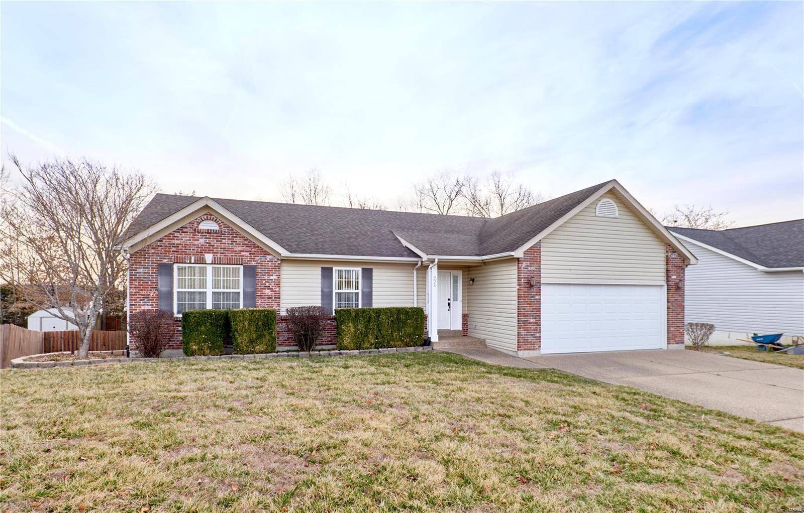 224 Red Leaf Way Property Photo