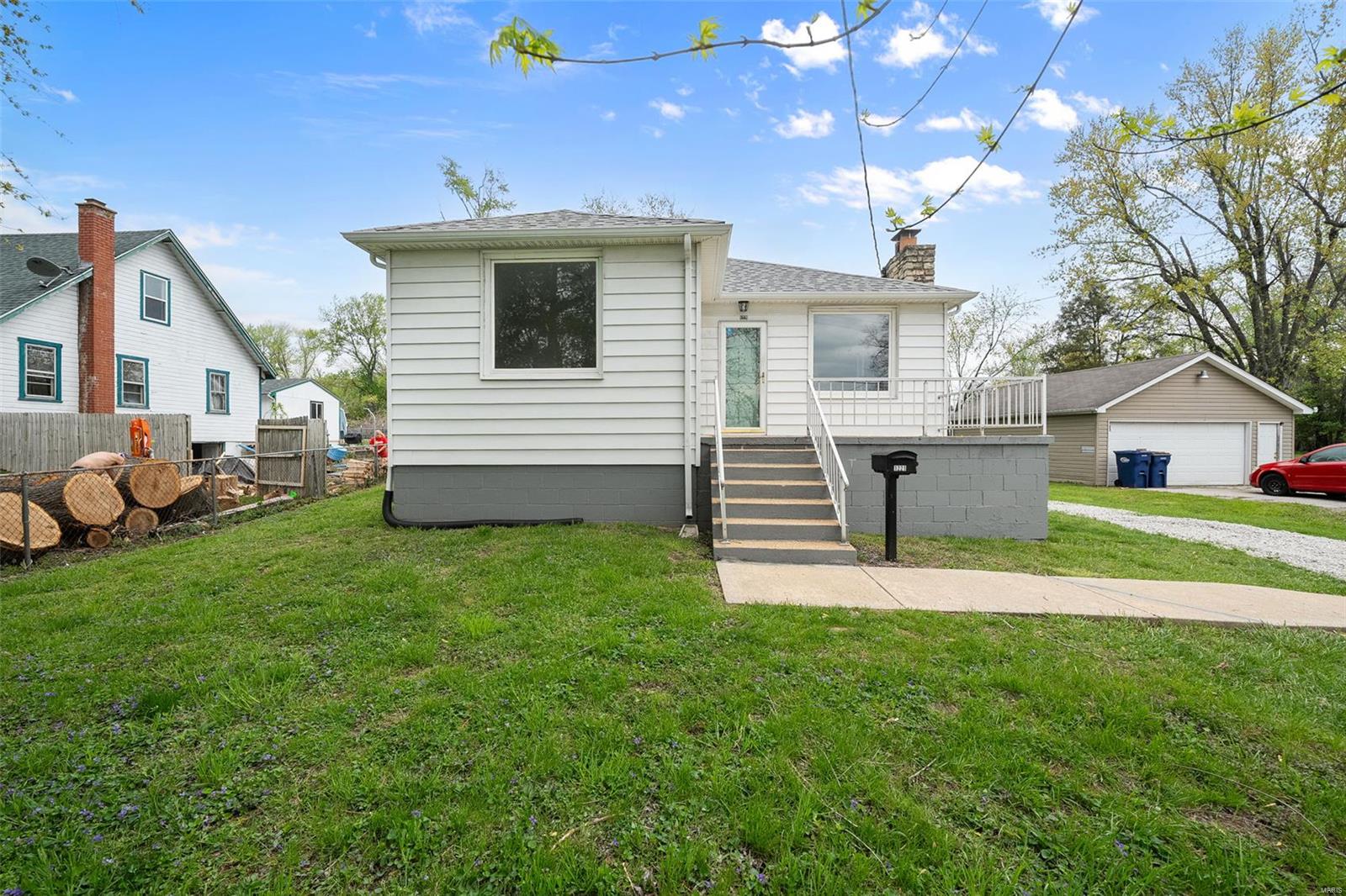 1221 Thornton Street Property Photo