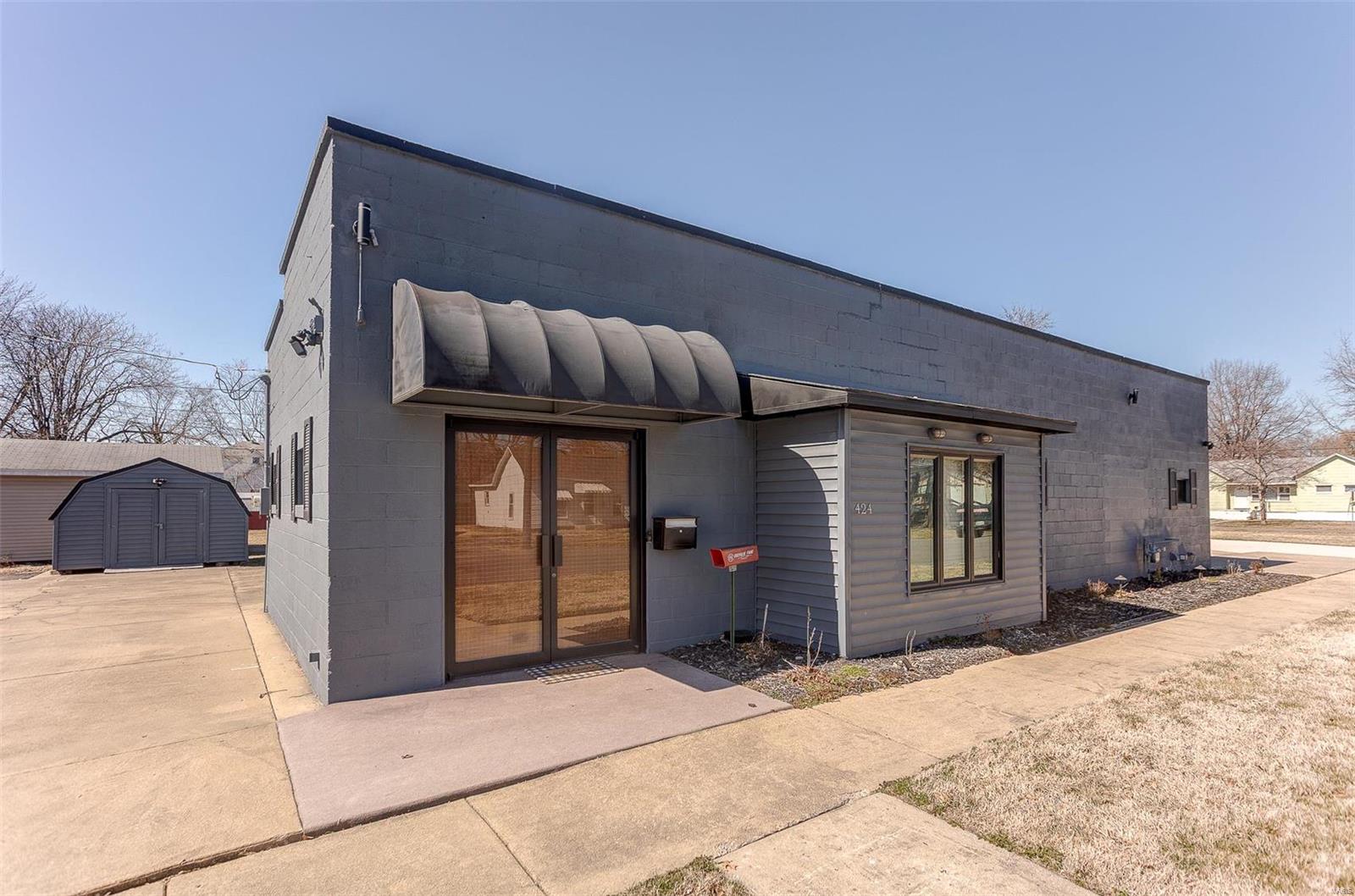 424 N College Street Property Photo