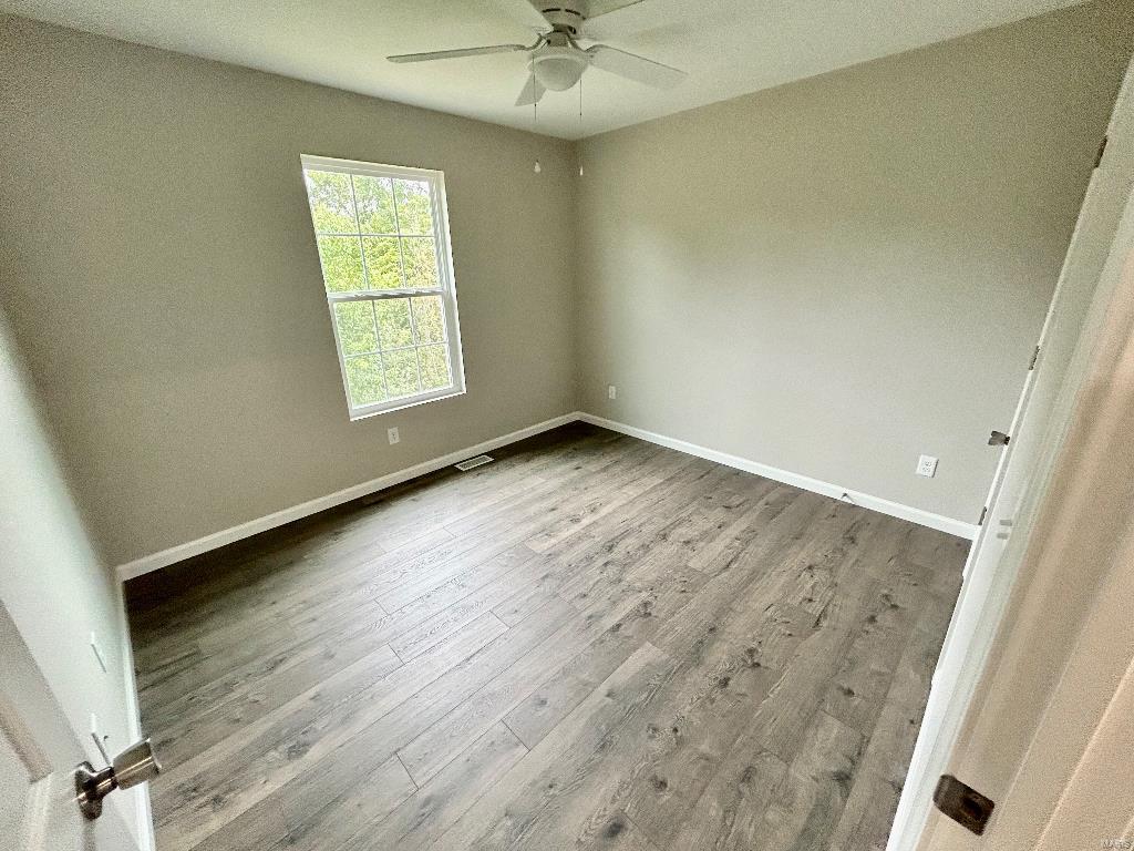 891 Lakeway Drive Property Photo 6