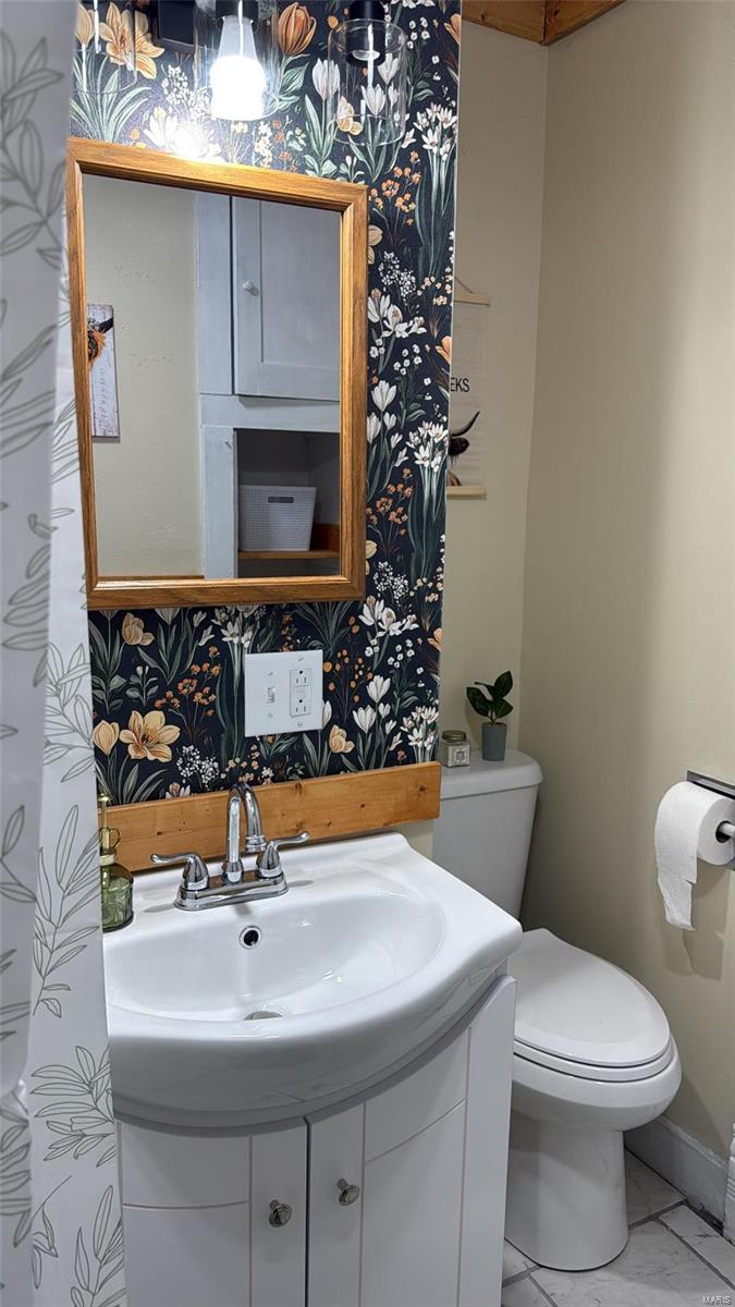 906 High Street Property Photo 10