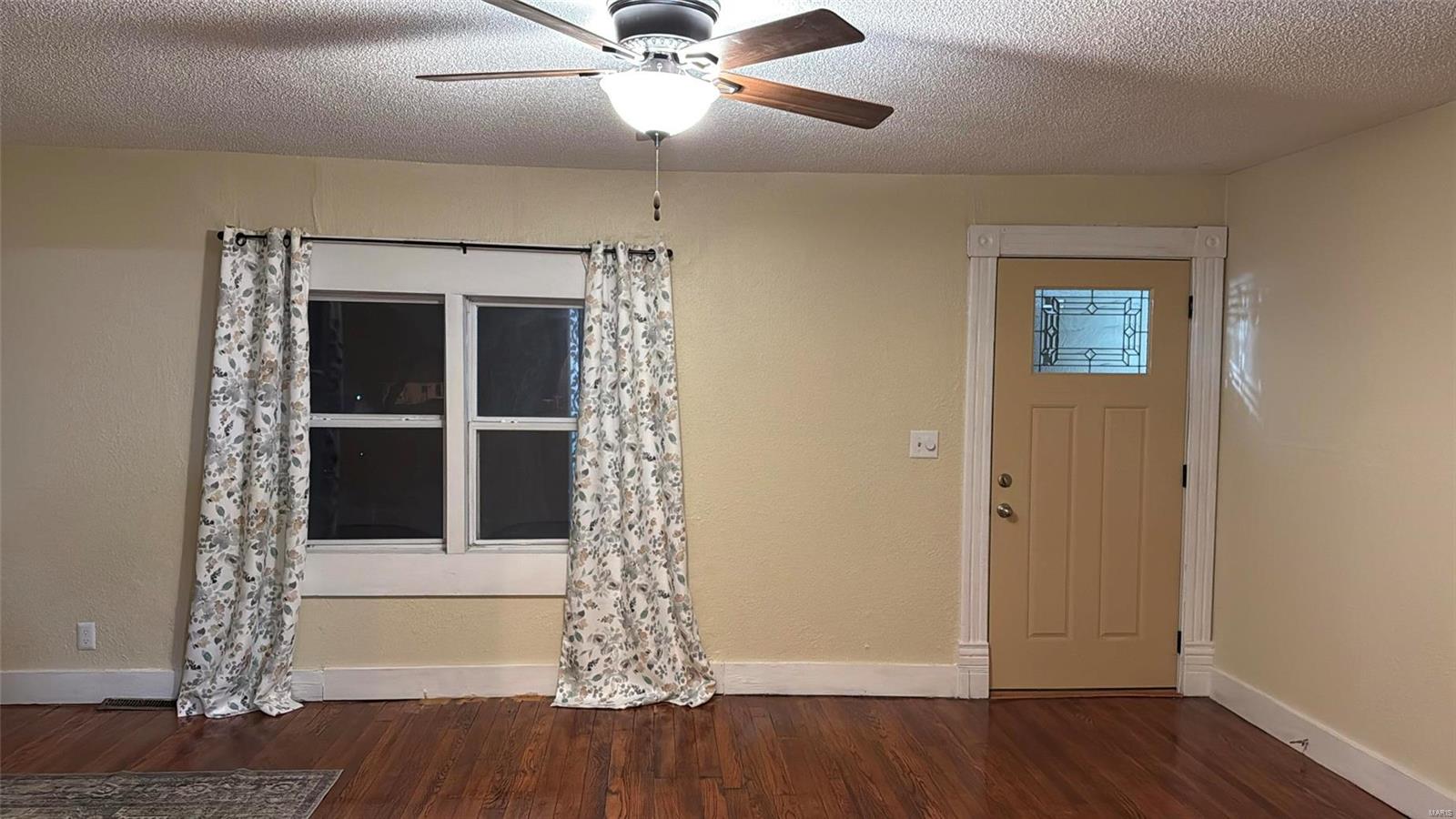 906 High Street Property Photo 12