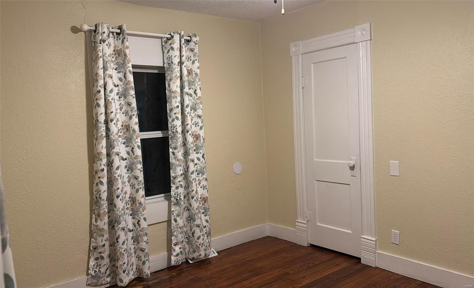 906 High Street Property Photo 13