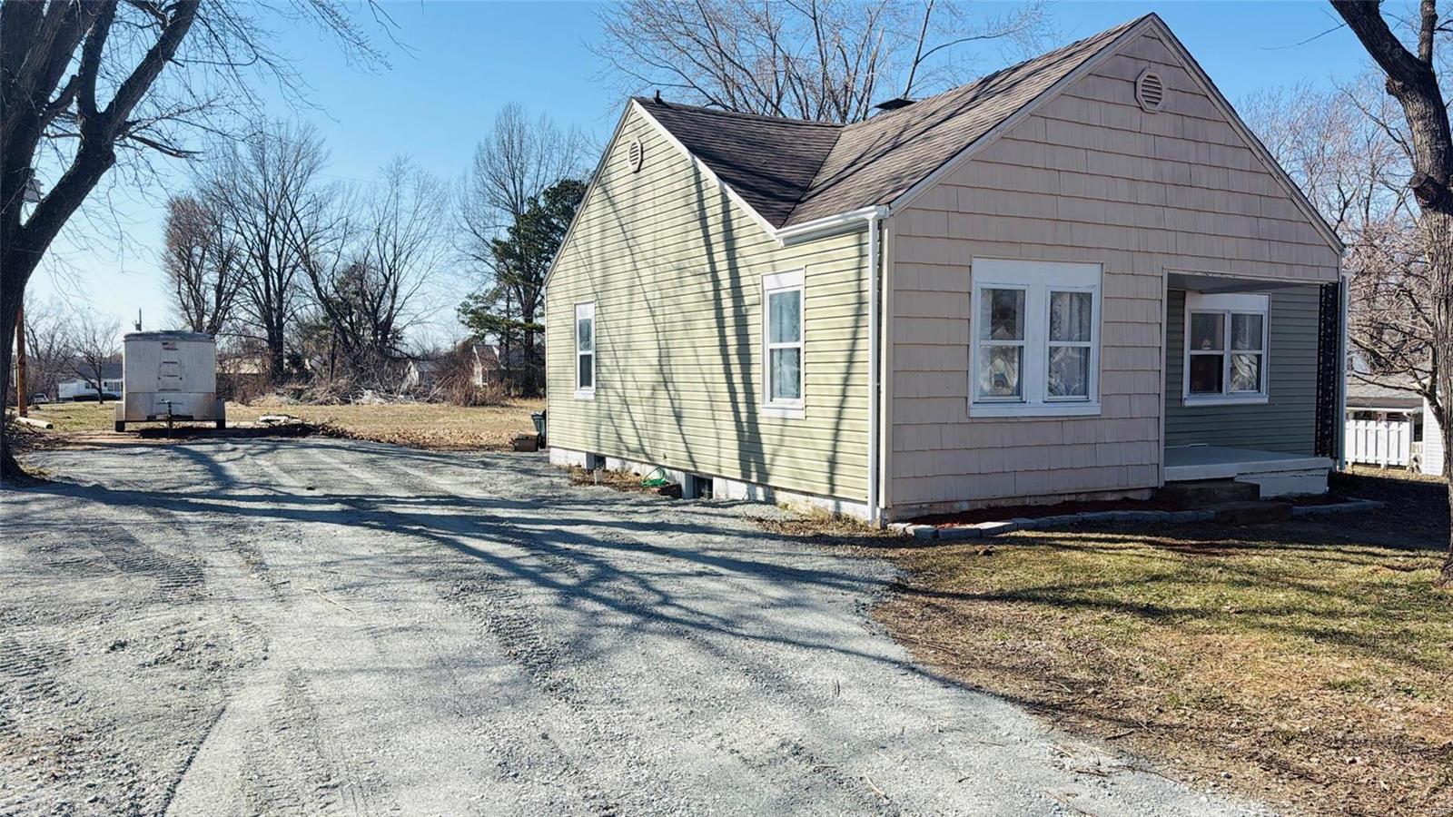 906 High Street Property Photo 18