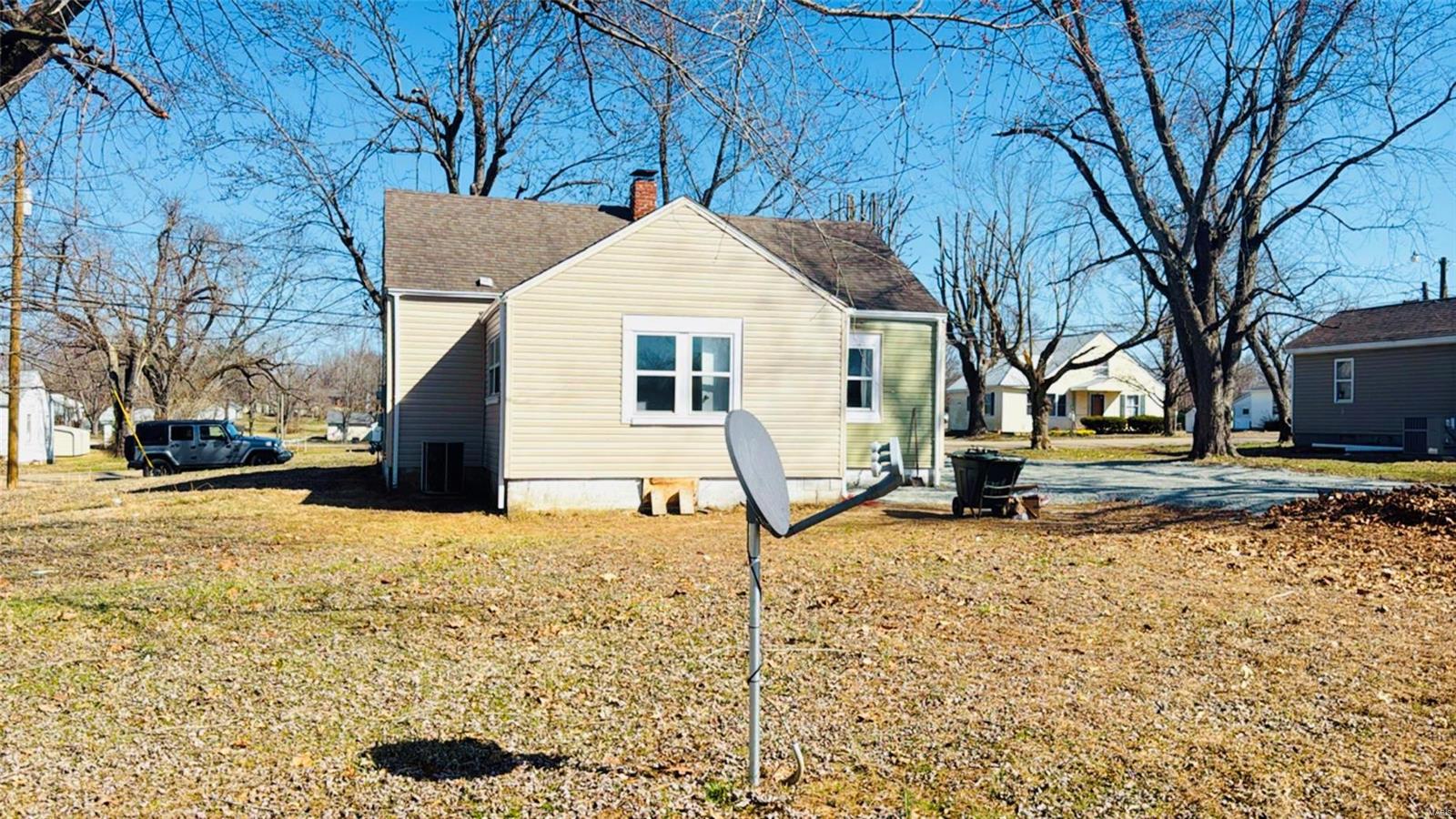 906 High Street Property Photo 21
