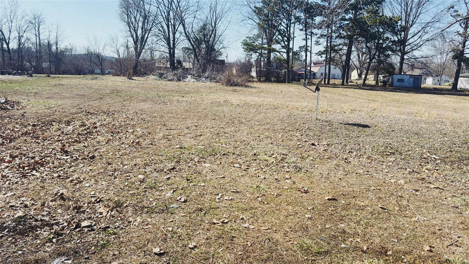 906 High Street Property Photo 22