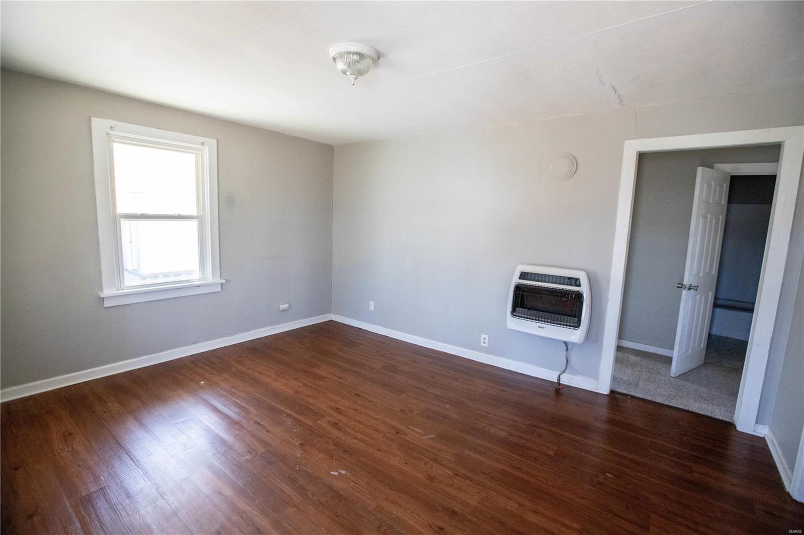 228 Pine Street A-b Property Photo 10