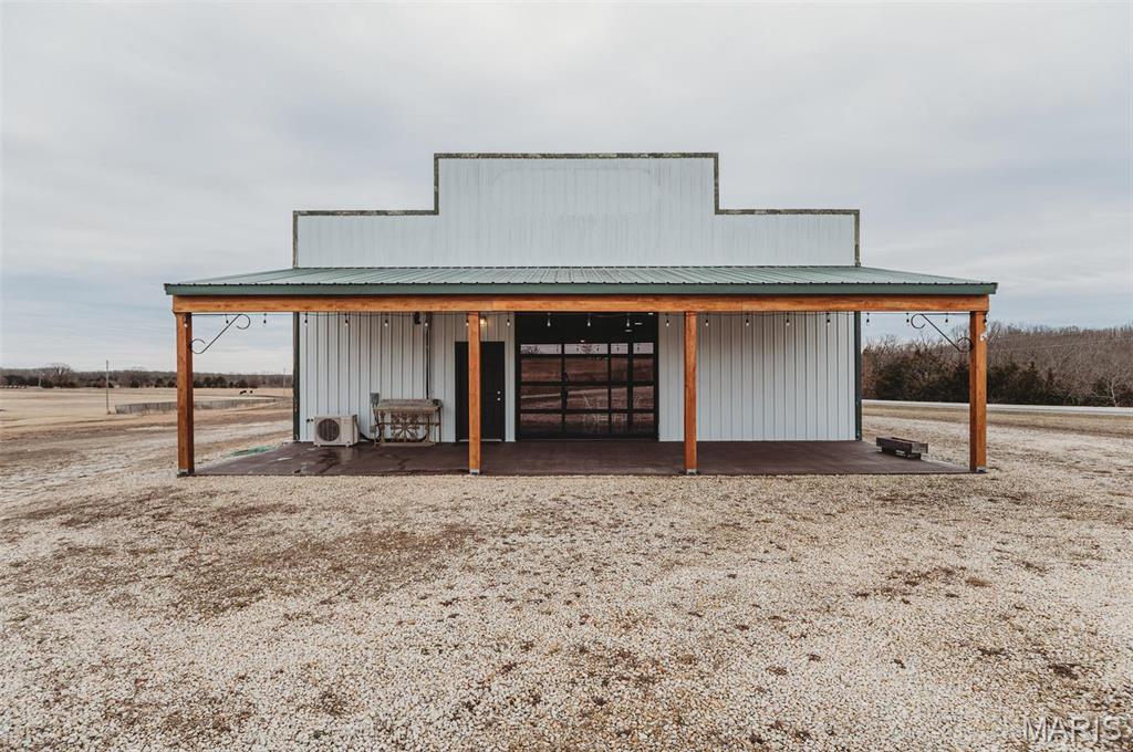 15906 Private Road 470 Property Photo 1