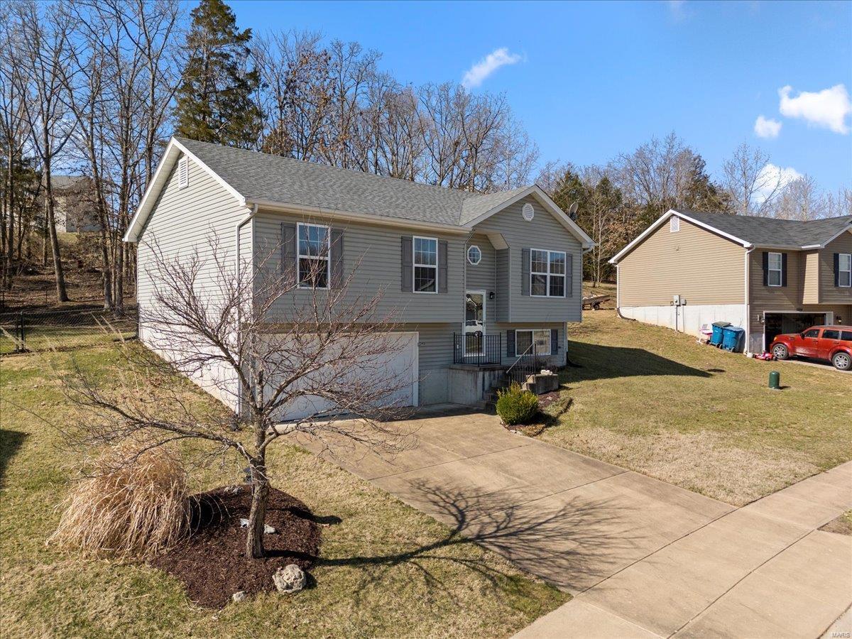 5030 Hampton Drive Property Photo 2