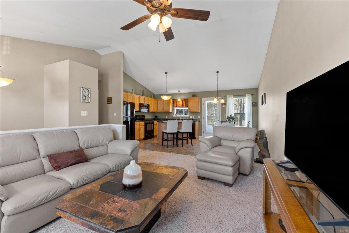 5030 Hampton Drive Property Photo 6
