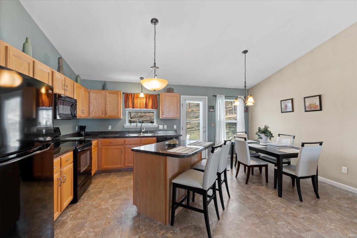 5030 Hampton Drive Property Photo 8