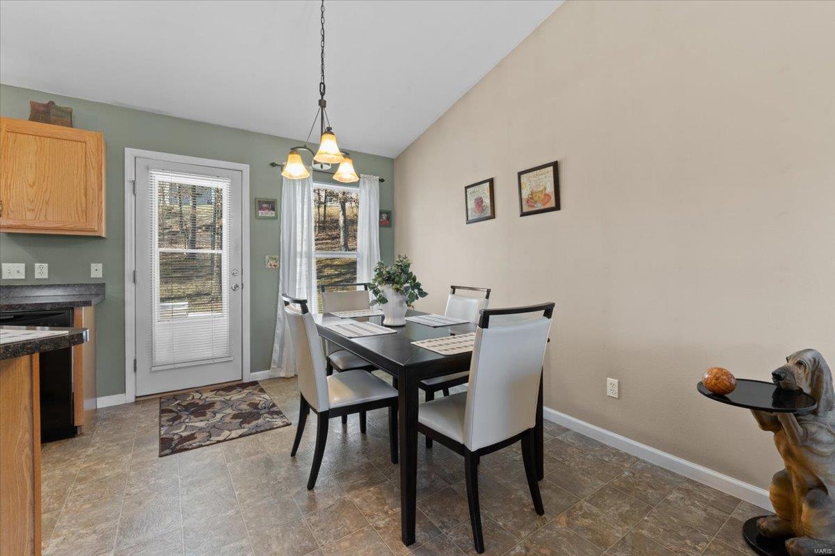 5030 Hampton Drive Property Photo 11