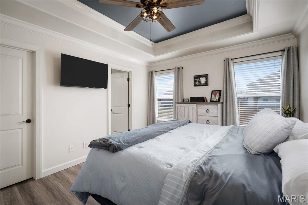 222 Hartford Glen Court Property Photo 18