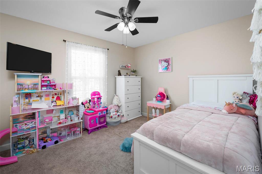 222 Hartford Glen Court Property Photo 21