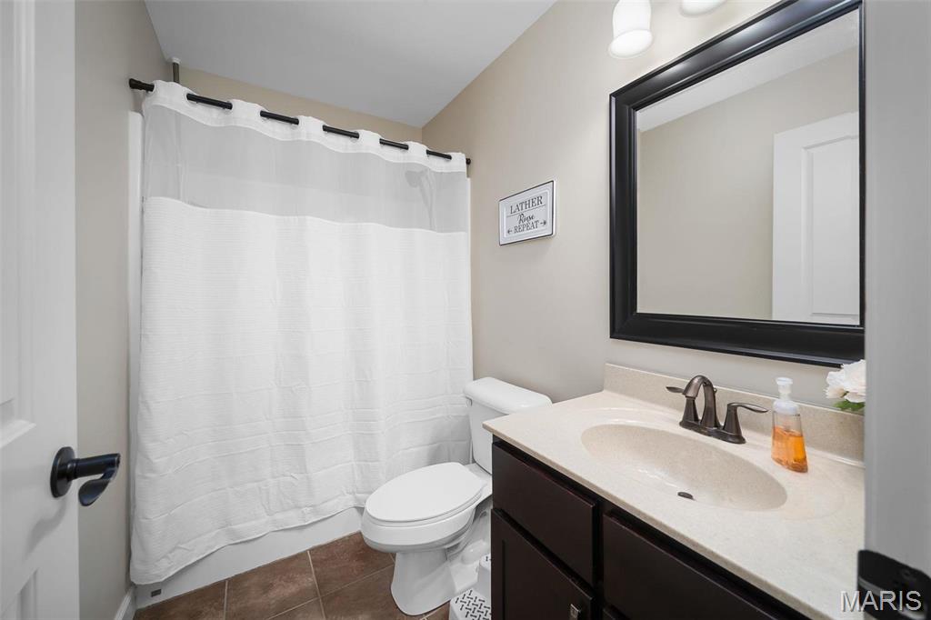 222 Hartford Glen Court Property Photo 23