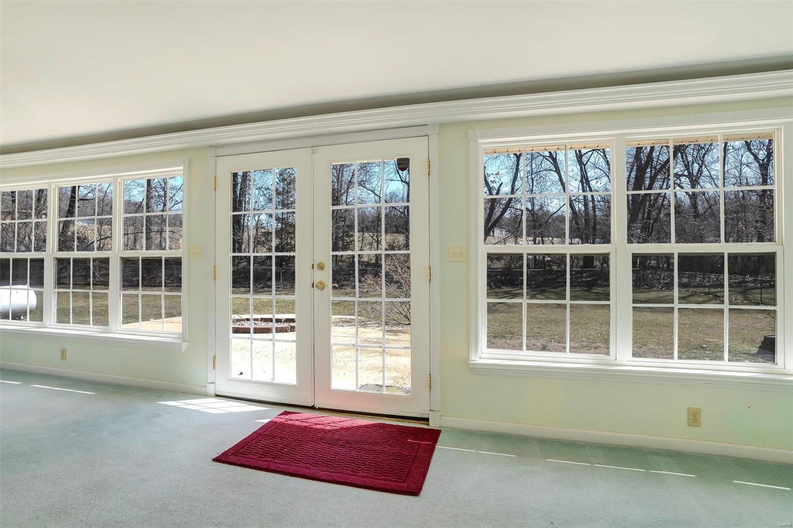 6072 Kingsway Property Photo 26