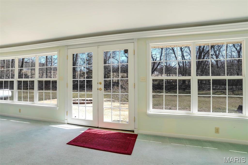 6072 Kingsway Property Photo 26