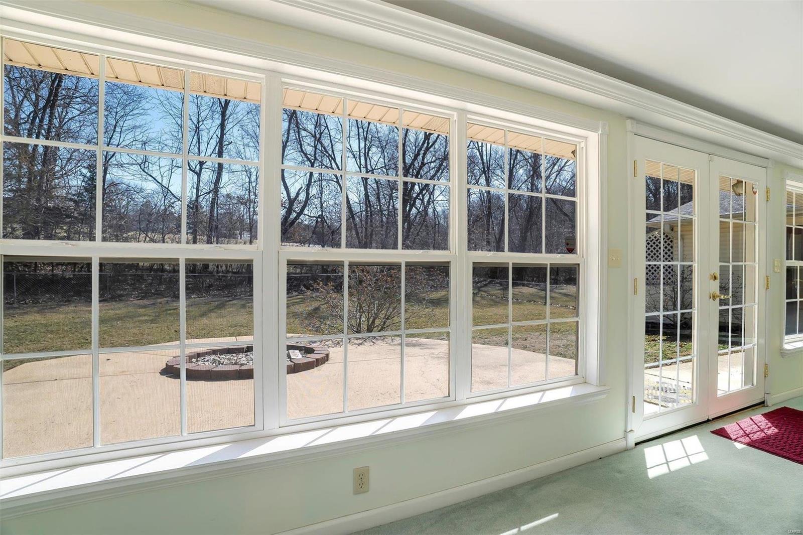 6072 Kingsway Property Photo 27