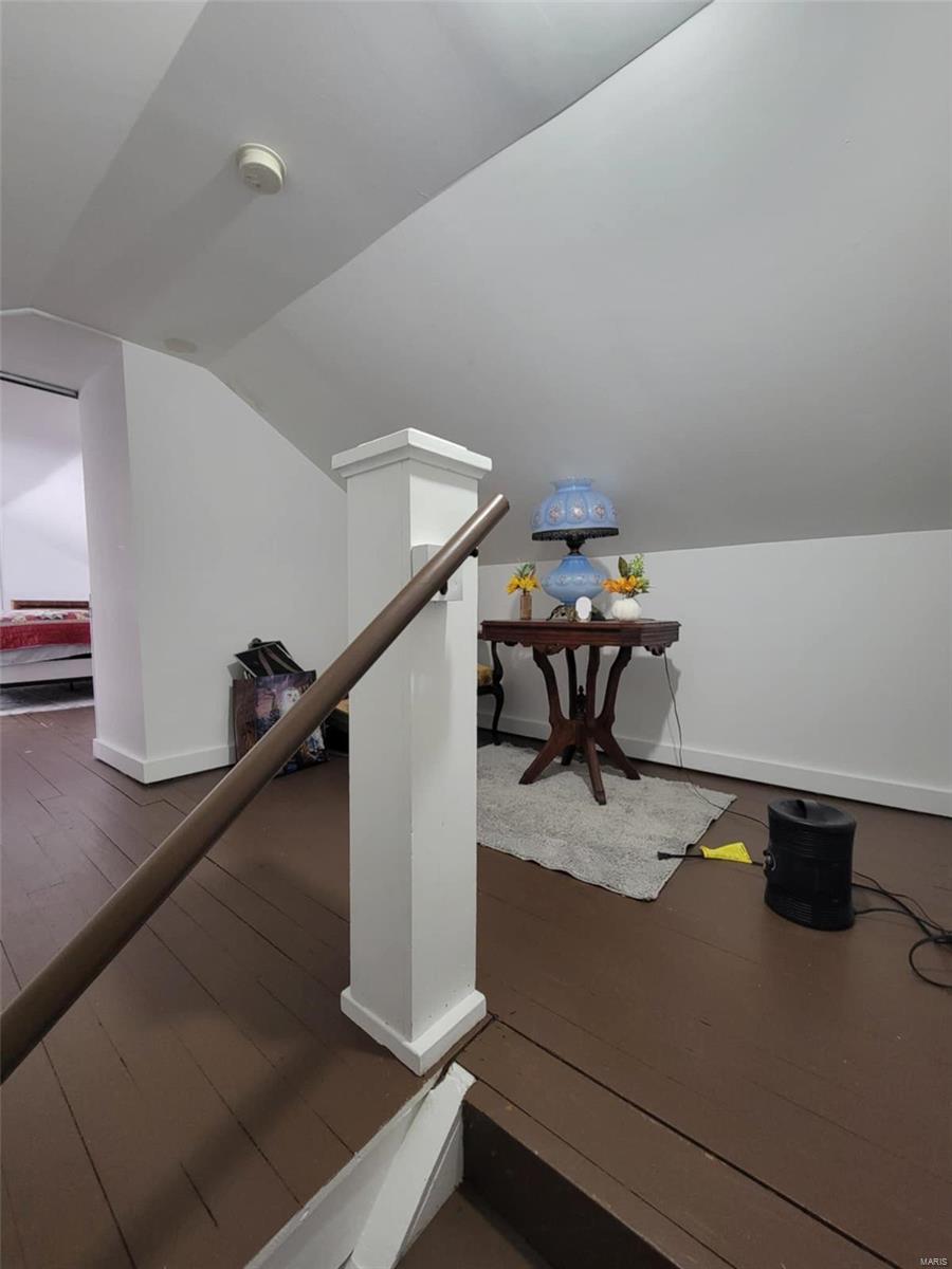 12 N West End Boulevard Property Photo 5