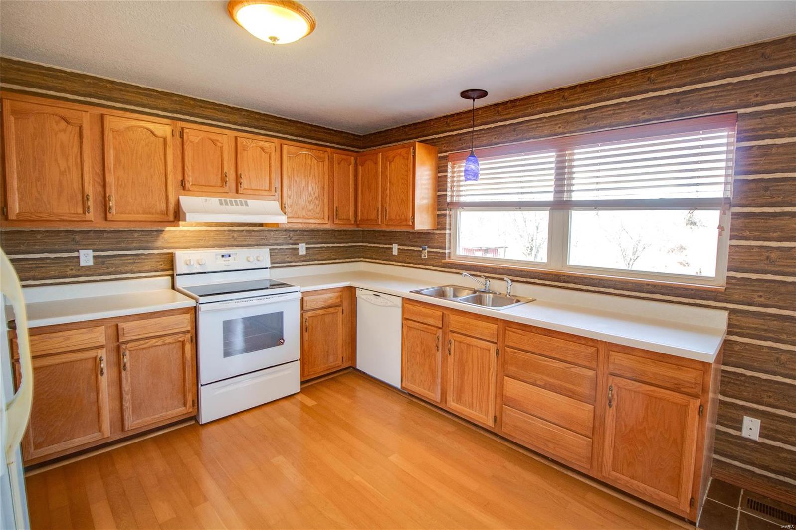 23430 Briar Drive Property Photo 16