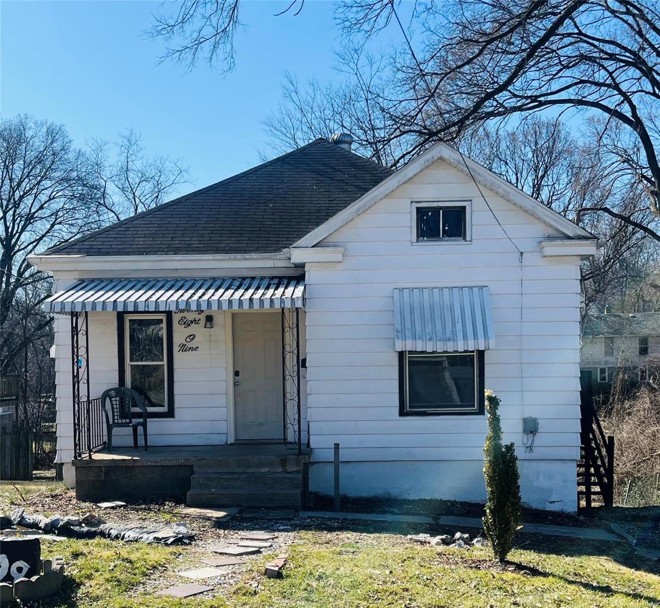2809 Fernwood Avenue Property Photo