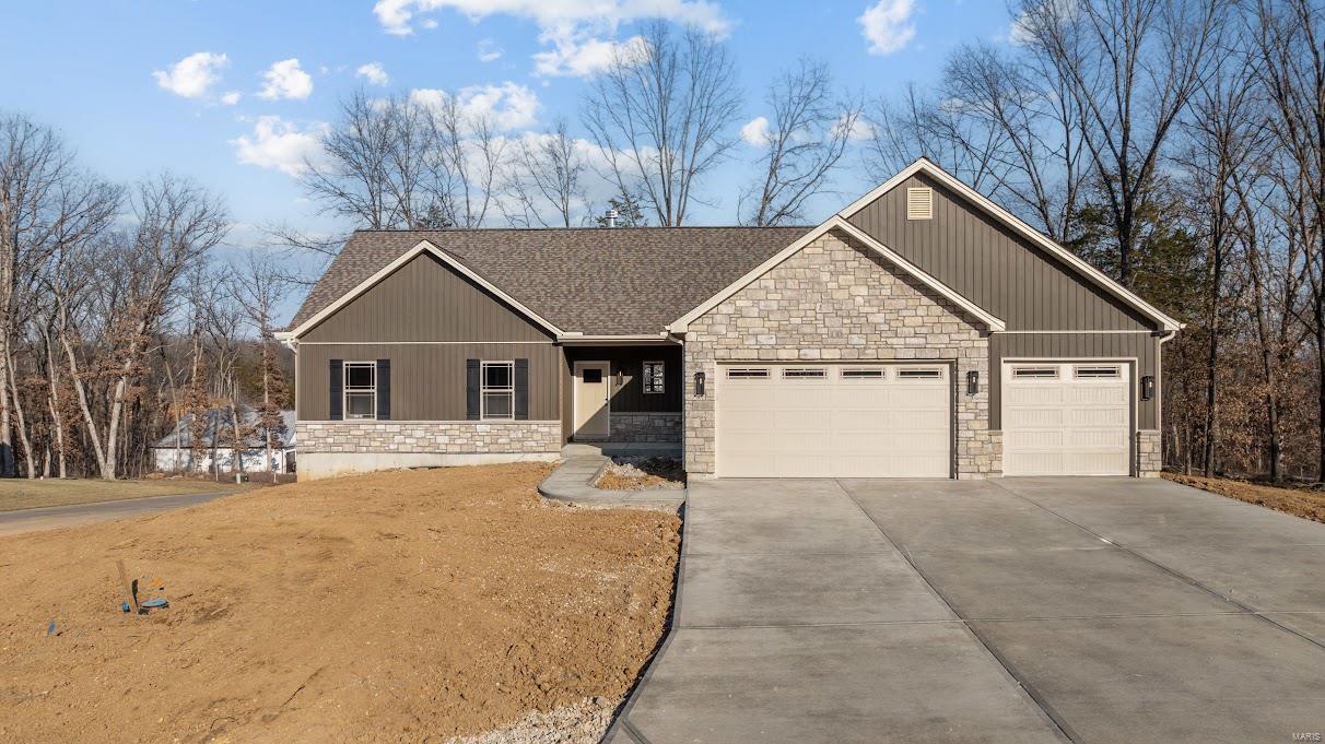 430 Shady Trail Drive Property Photo