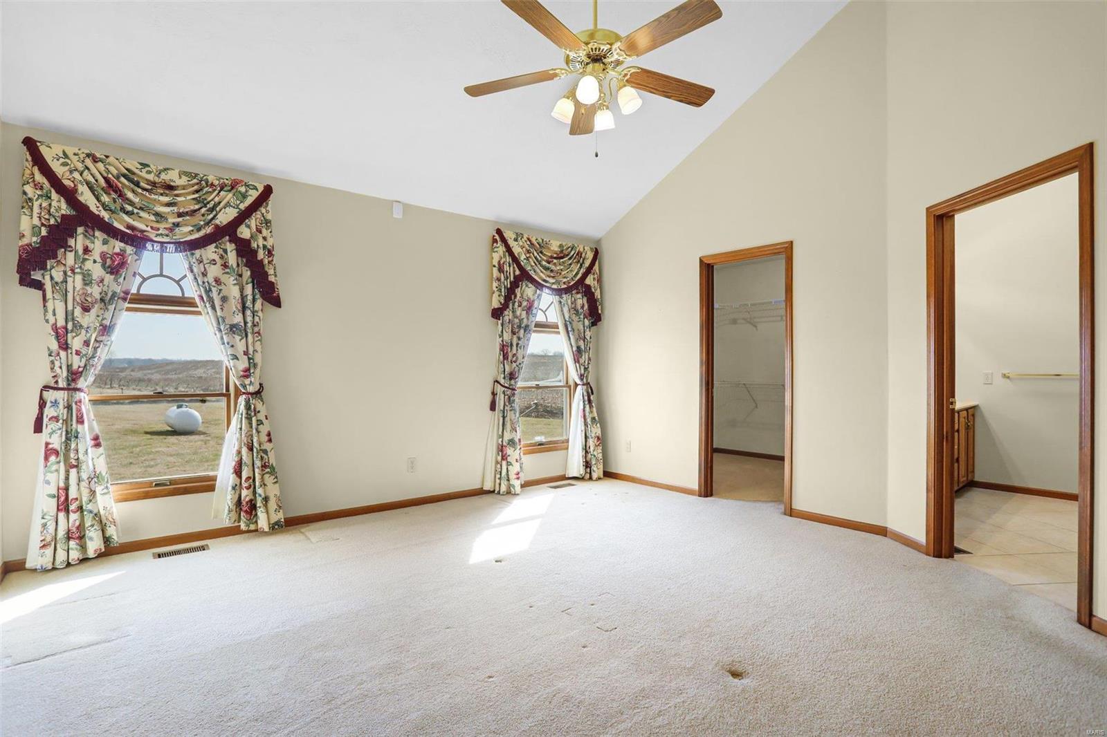 4842 Indian Hills Drive Property Photo 14