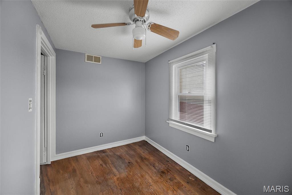 223 N Floridale Avenue Property Photo 12