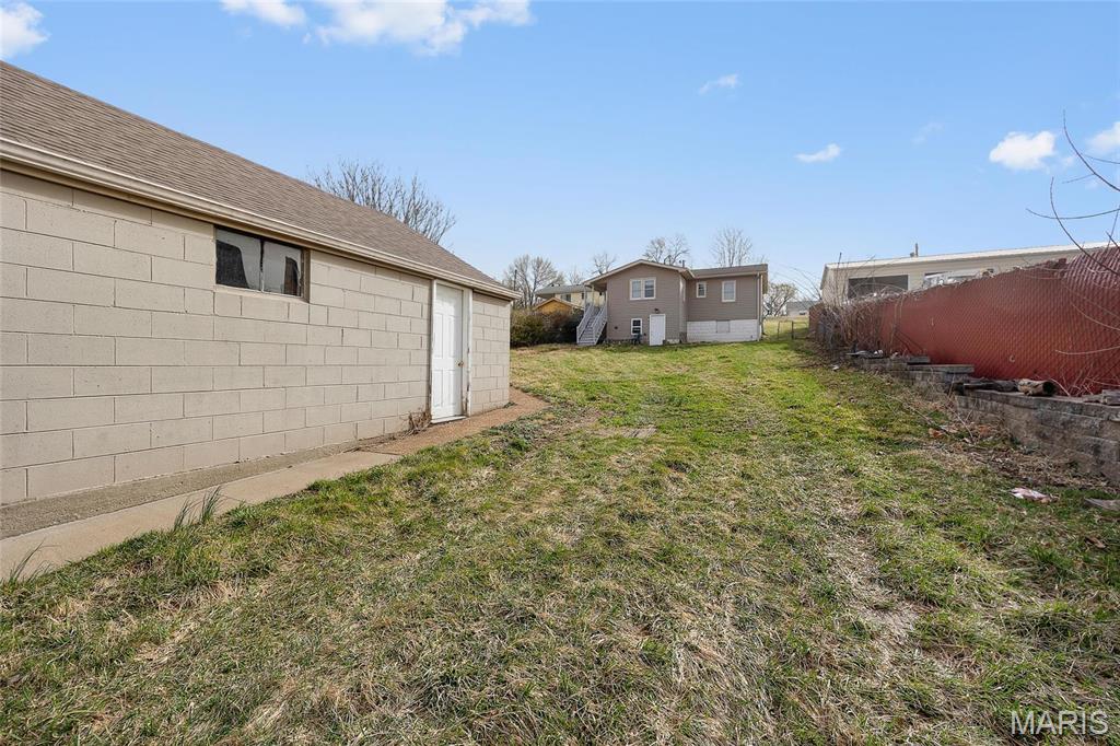 223 N Floridale Avenue Property Photo 28