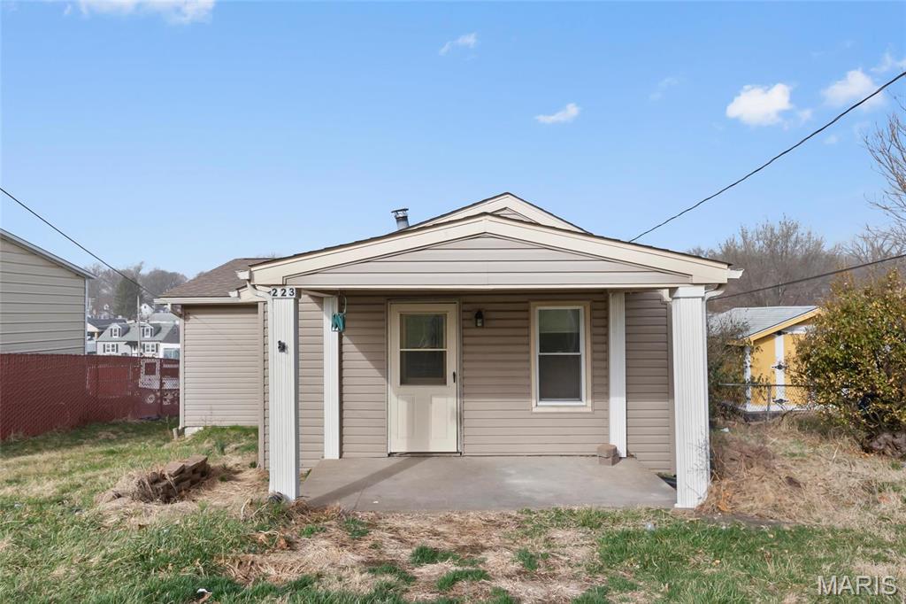 223 N Floridale Avenue Property Photo 30