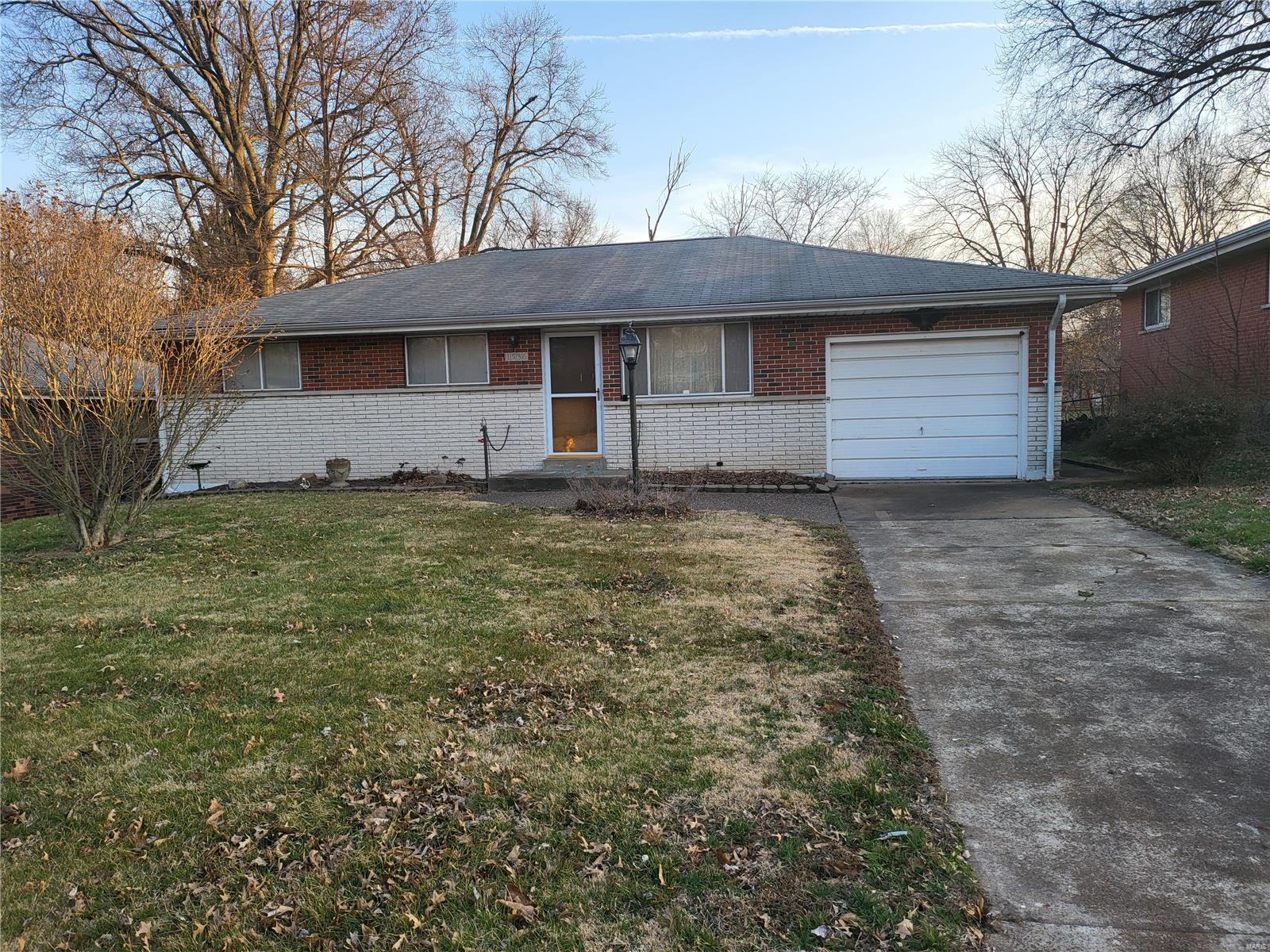 1536 Cove Lane Property Photo