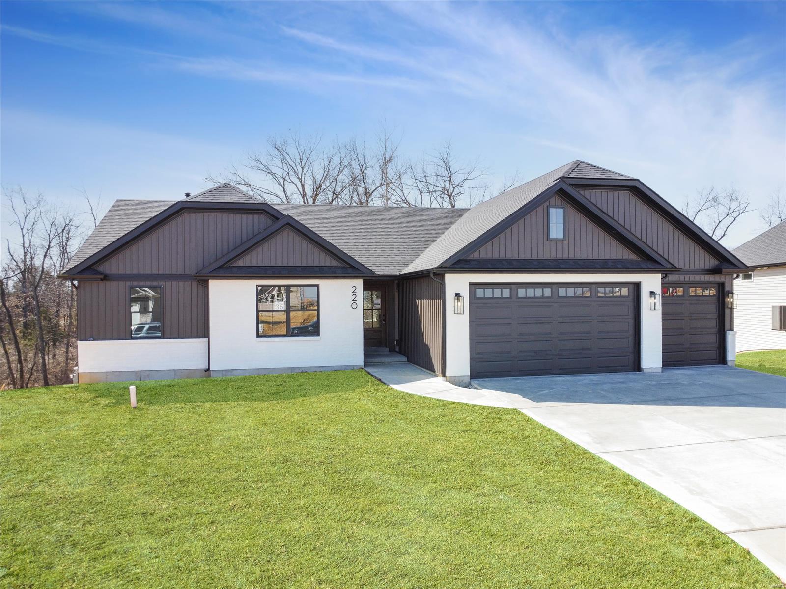 220 Great Bear Pass Property Photo 1