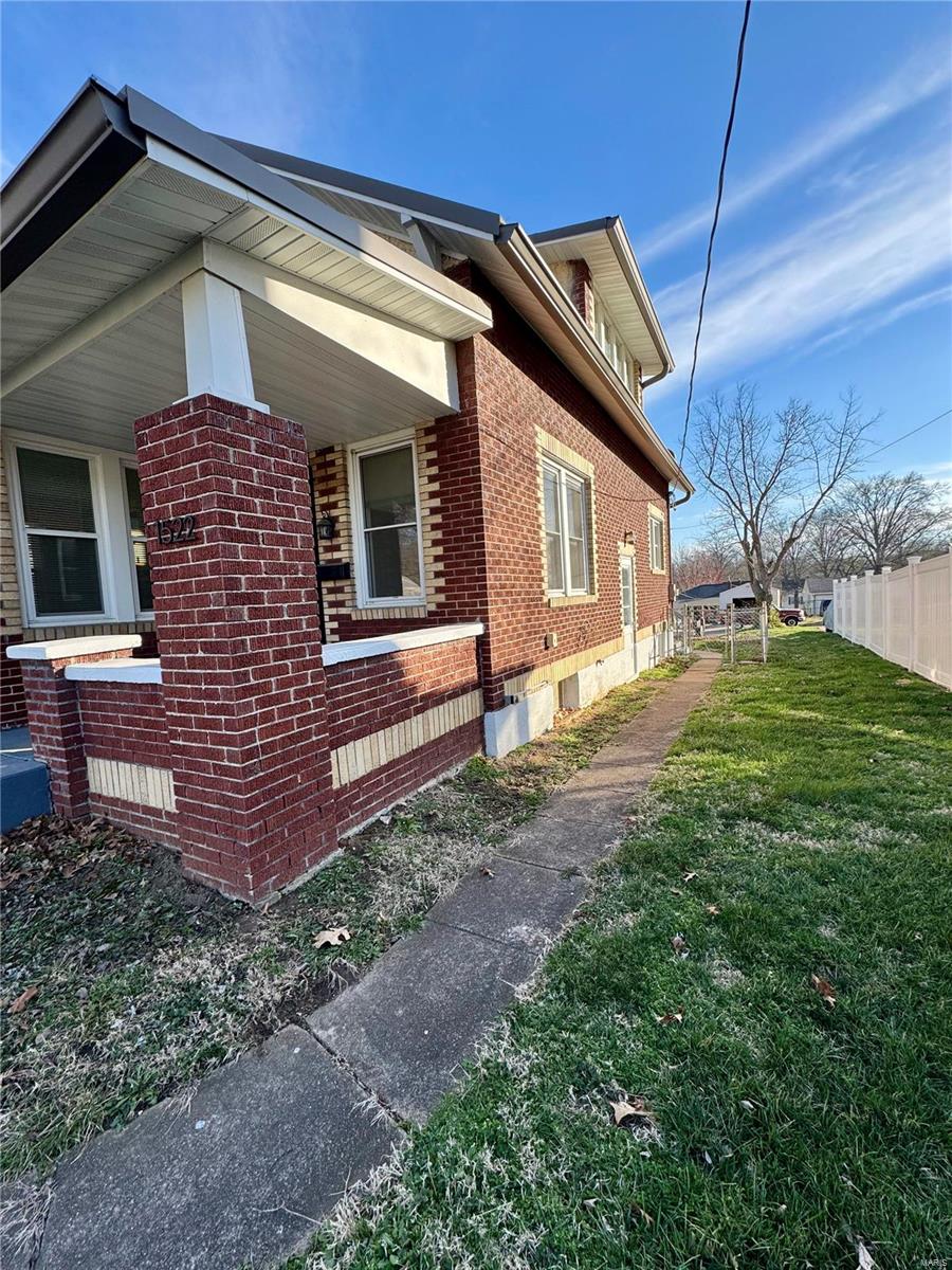 1522 E 5th Street Property Photo 30