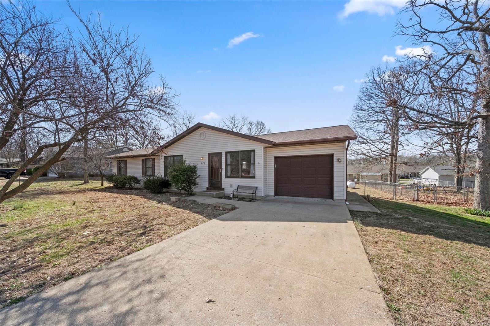 270 Mervin Street Property Photo 1