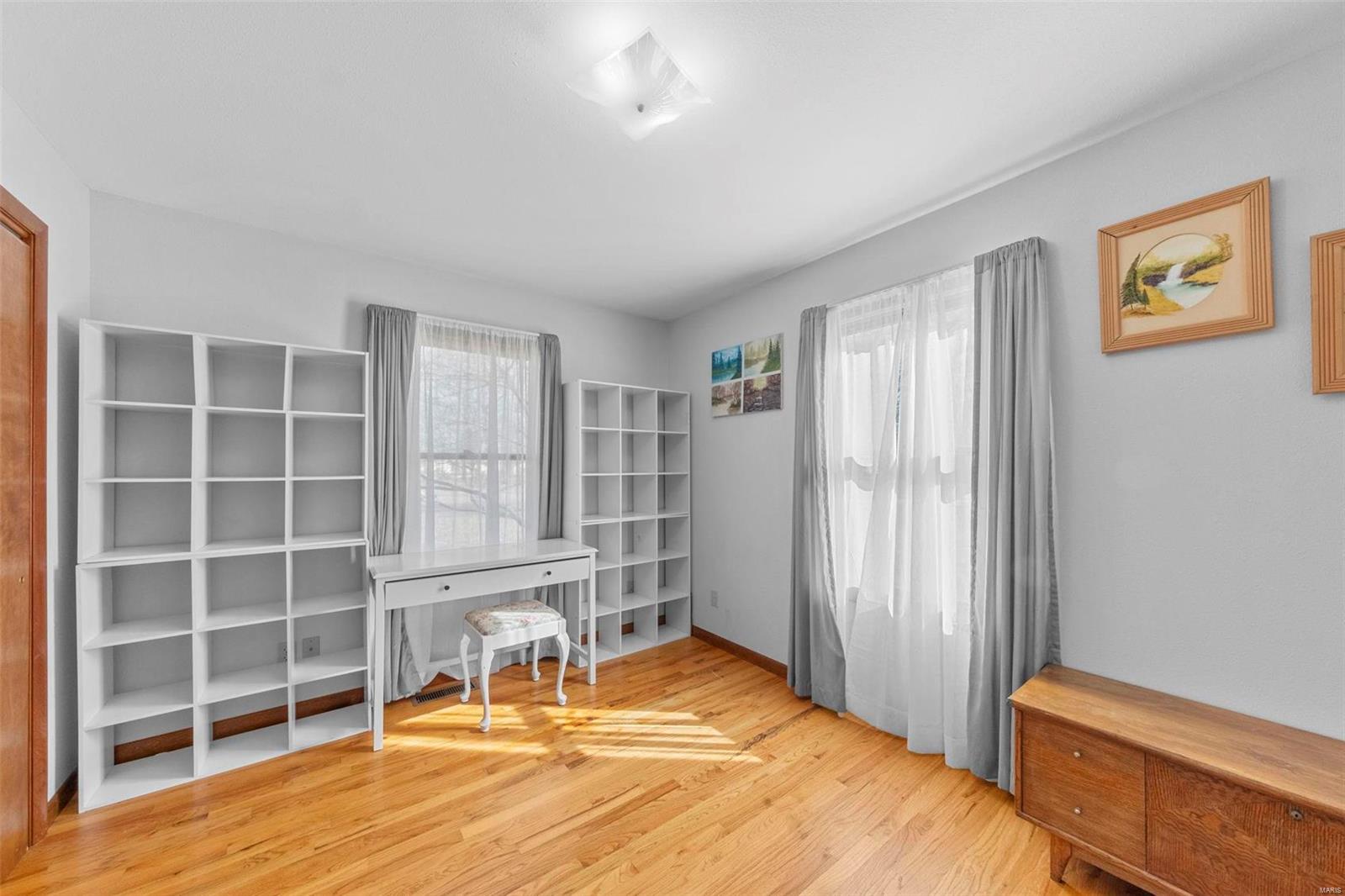 270 Mervin Street Property Photo 18