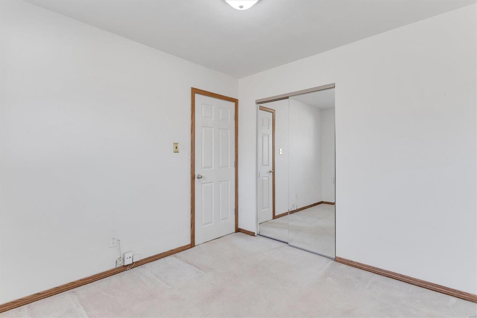2274 Louie Drive Property Photo 12