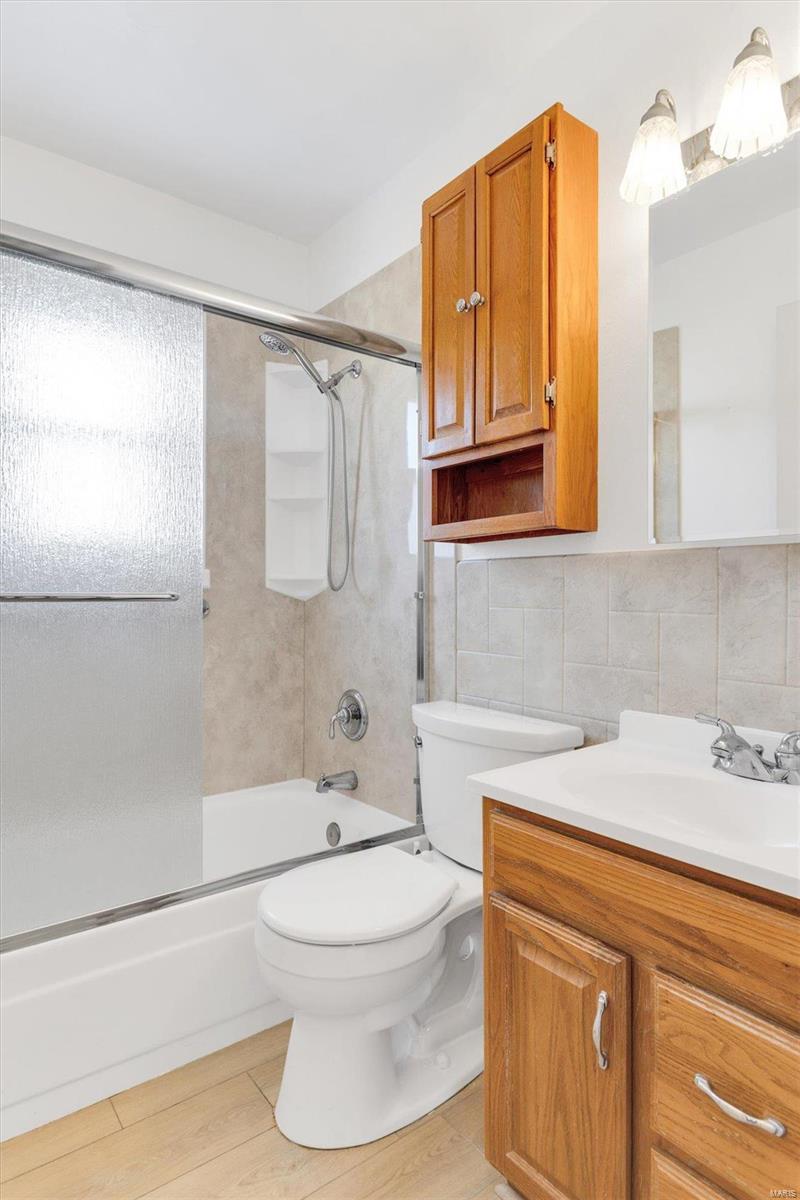 2274 Louie Drive Property Photo 15