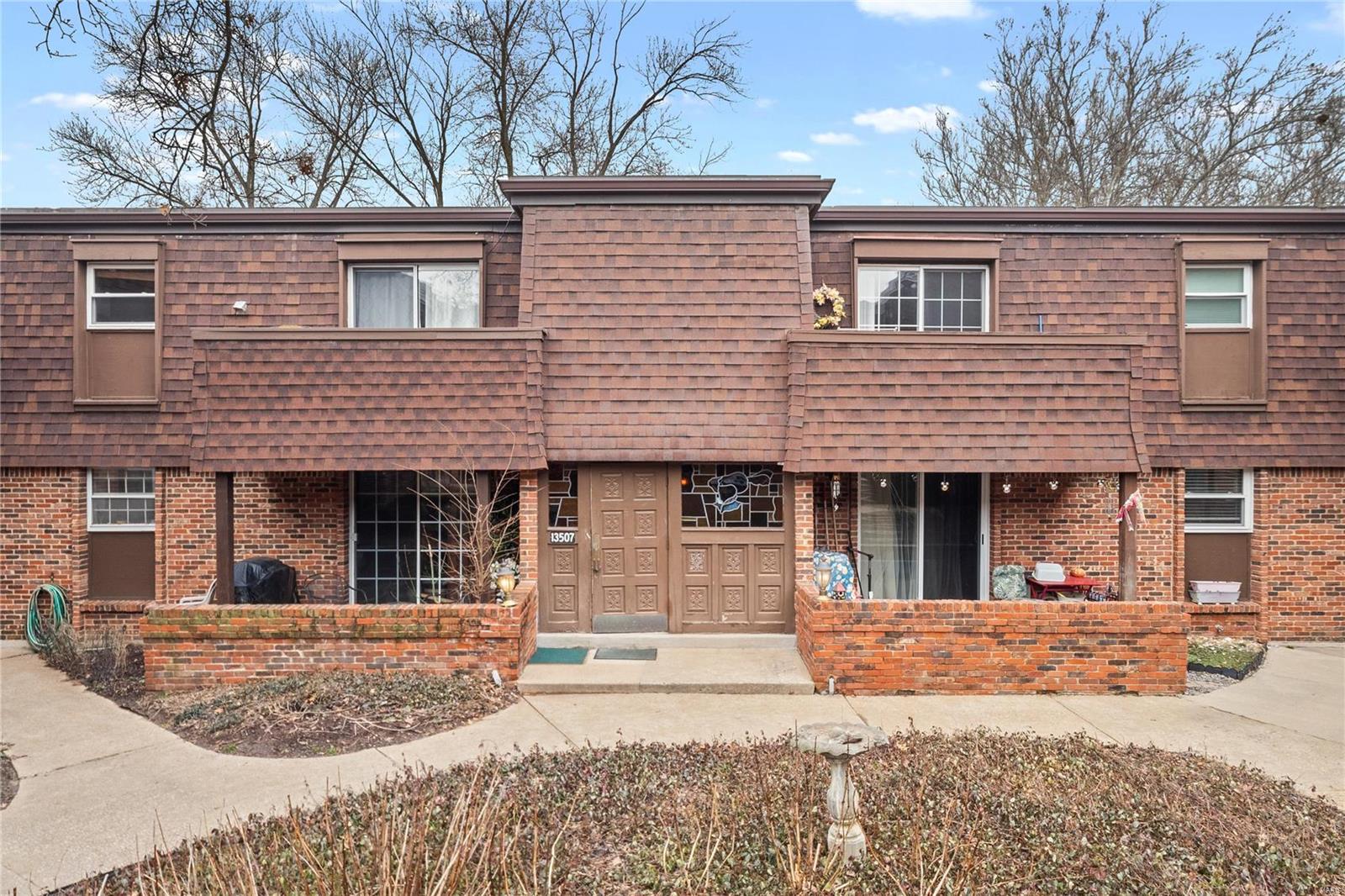 13507 Coliseum Drive F Property Photo 1