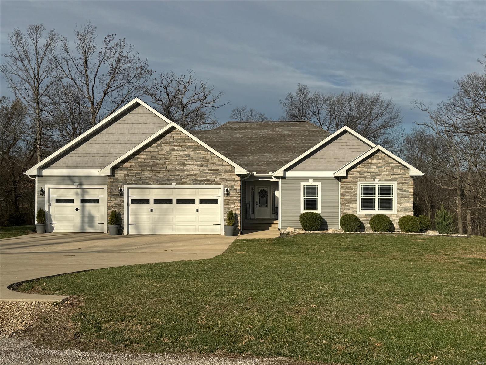 2515 Zent Drive Property Photo