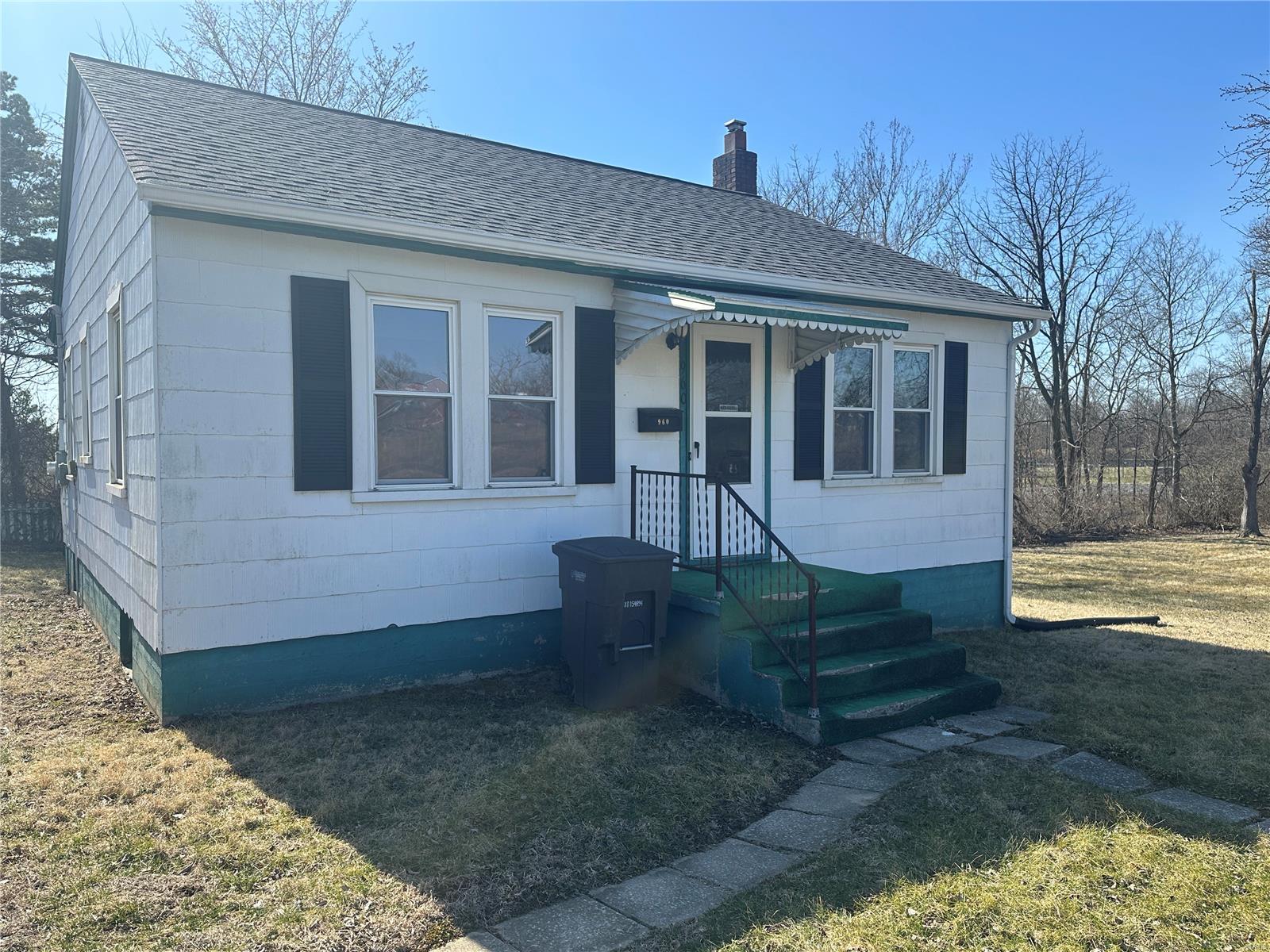 960 Monroe Street Property Photo