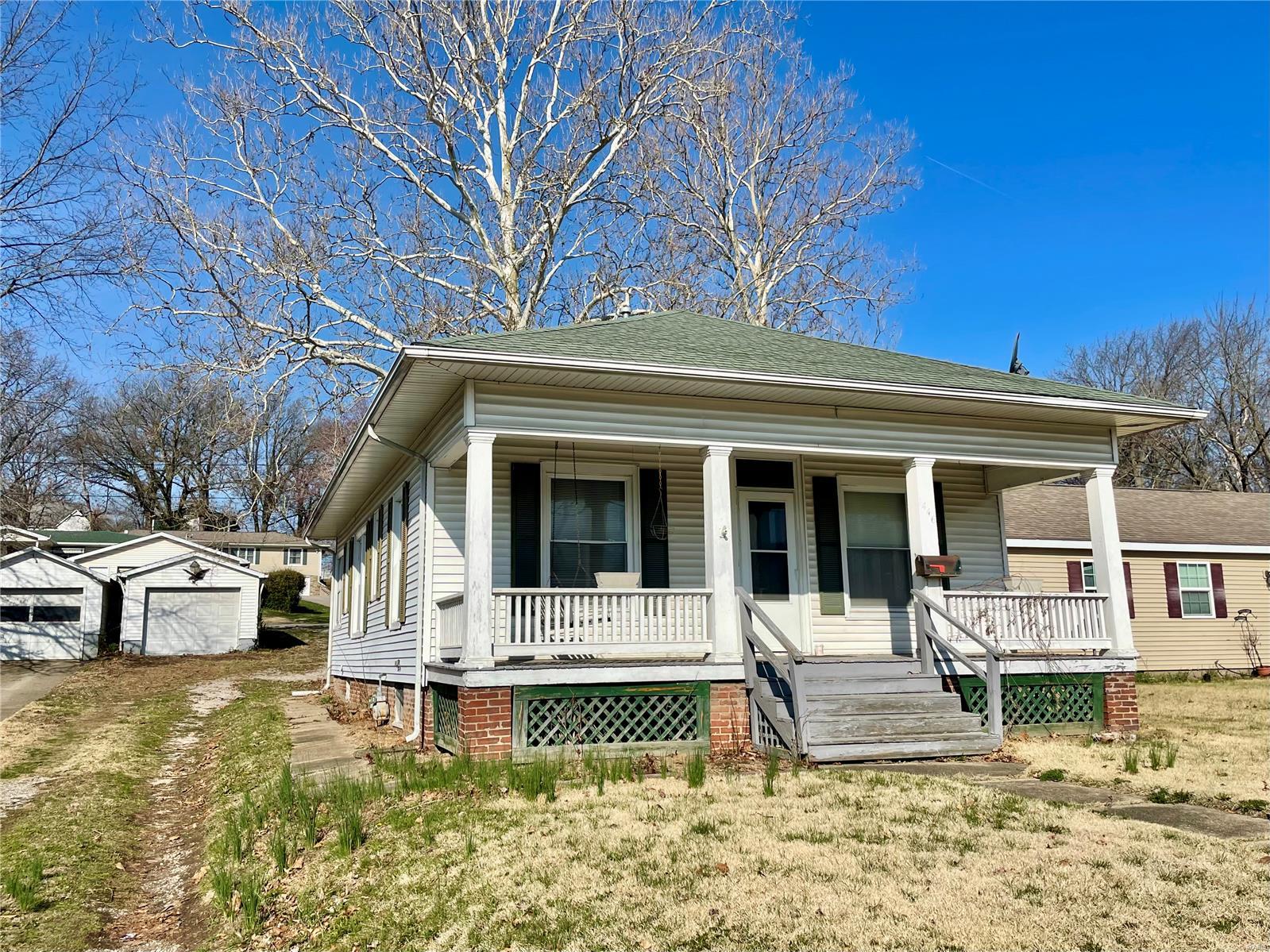 1446 Vandalia Road Property Photo