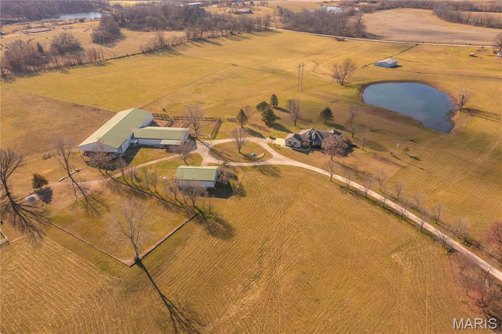 506 Windy Hill Road Property Photo 3